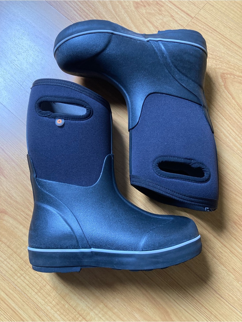 Kids Bogs Black Neoprene Pull-On Rain Boots with Easy Grip Handles